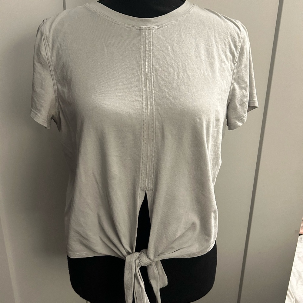 Lulu Lemon Tie Workout Shirt